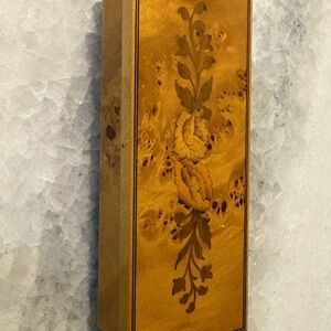 House of Global Art Wooden Floral Inlay Musical Jewelry Box